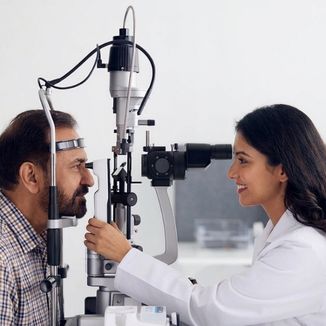 Tonometry — illustrative image